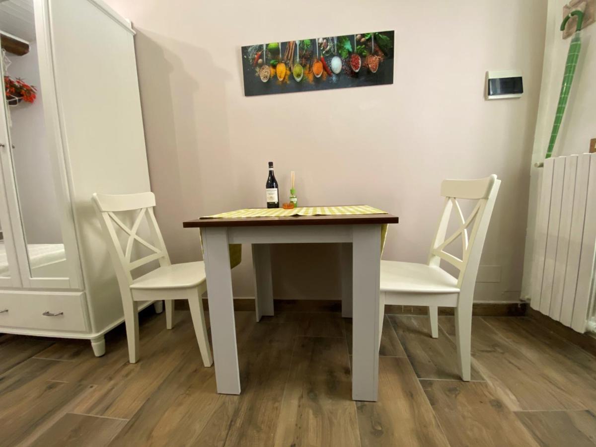 Nicolaus Apartment Sesto Calende Exterior foto